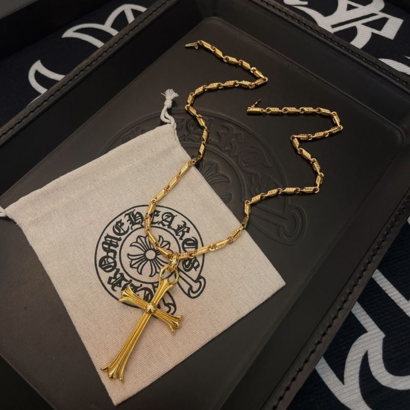 Ch*0me He**ts necklaces